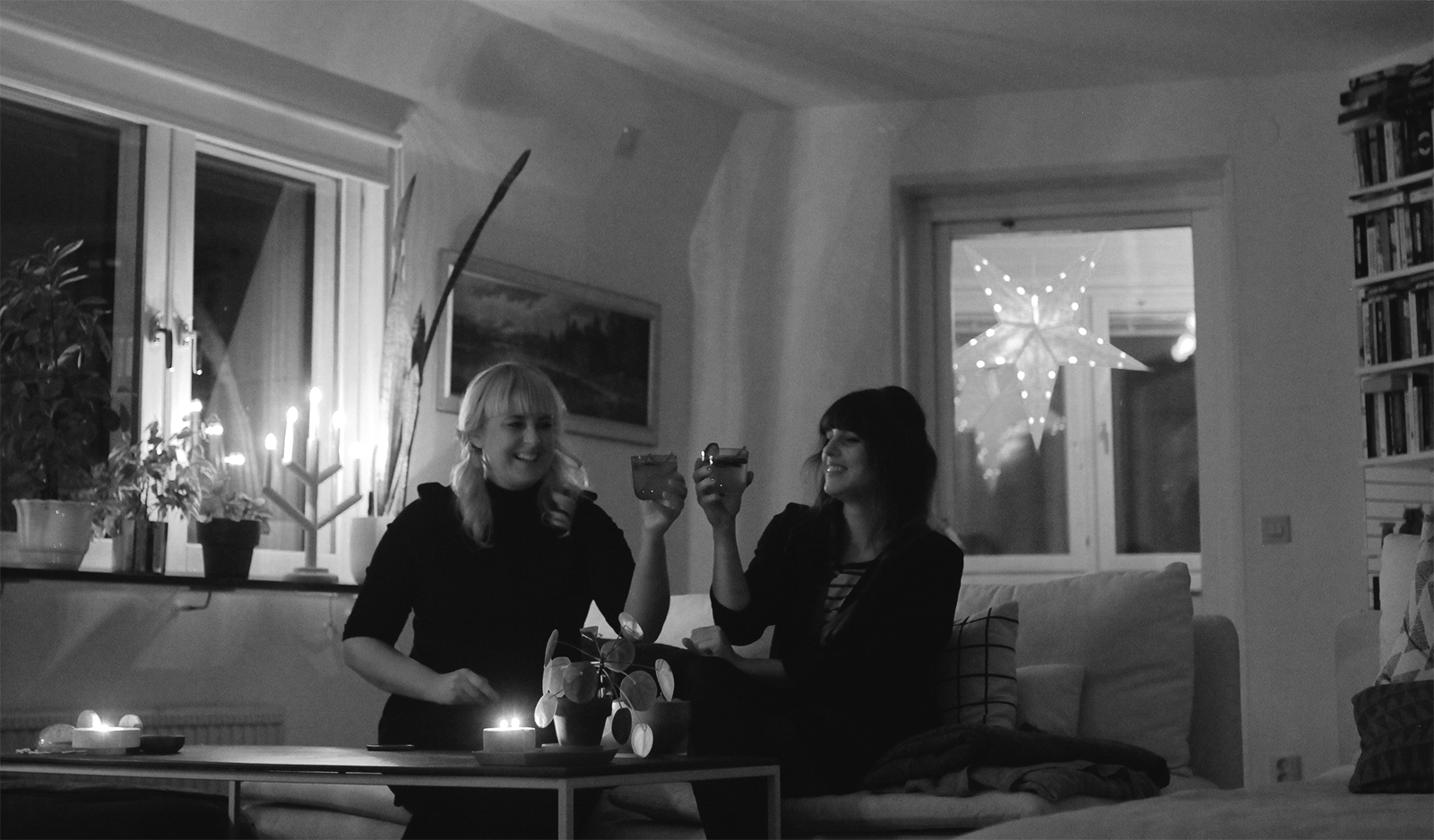 girls-gin-light-1